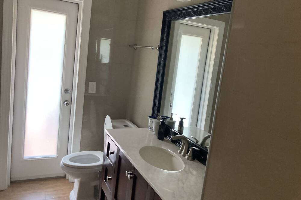 Photo of Bathroom in Casselberry