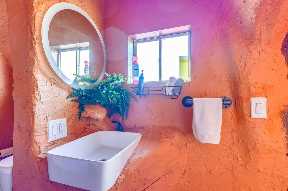 Photo of Bathroom in Shelley