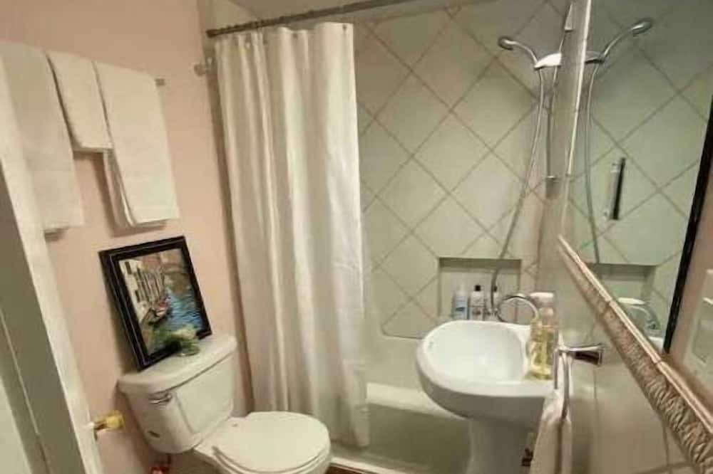 Photo of Bathroom in Afton