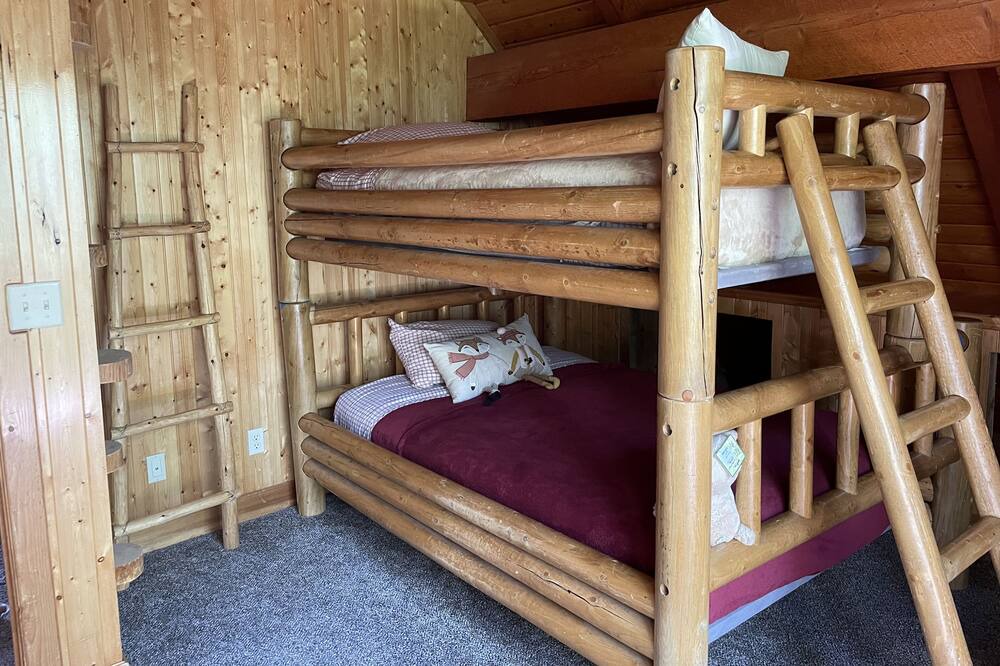 Photo of Bedroom in Star Valley Ranch