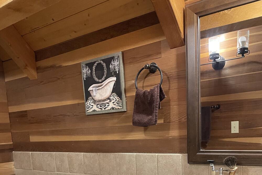 Photo of Bathroom in Star Valley Ranch