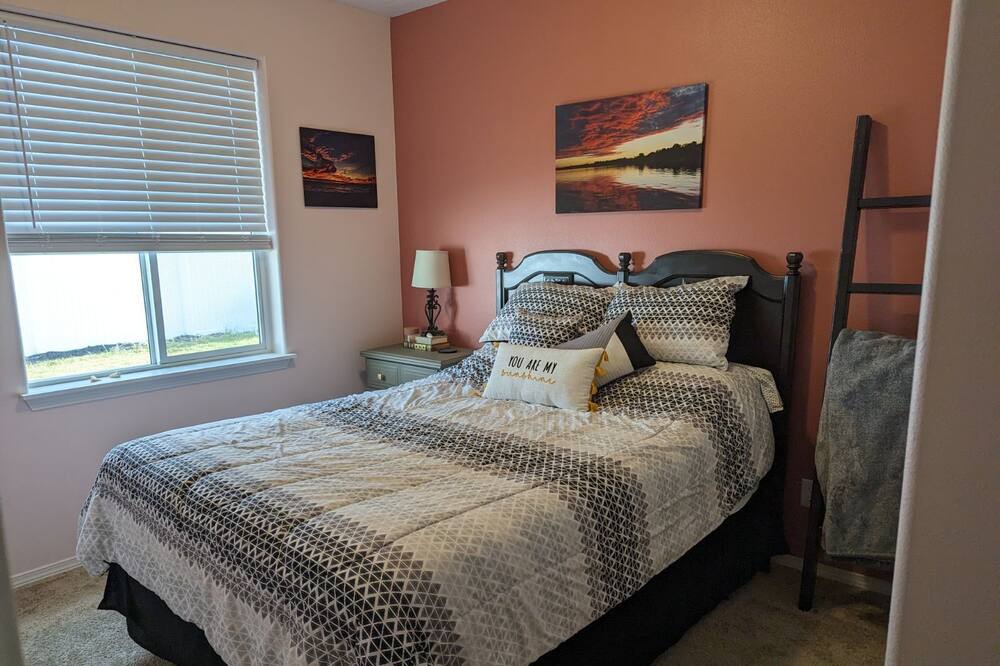 Photo of Bedroom in Rathdrum