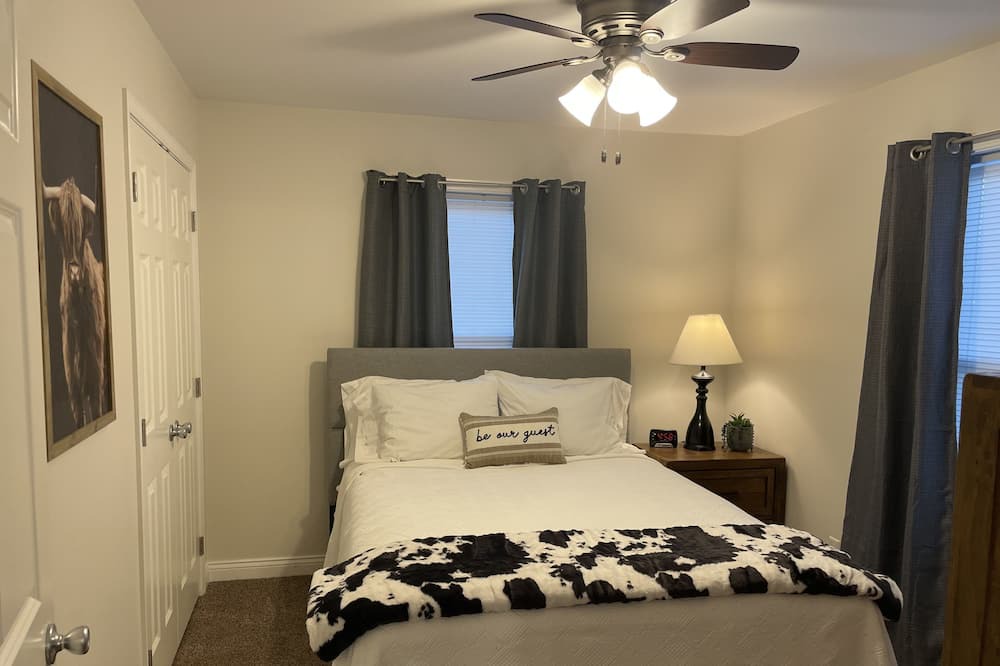Photo of Bedroom in Washington