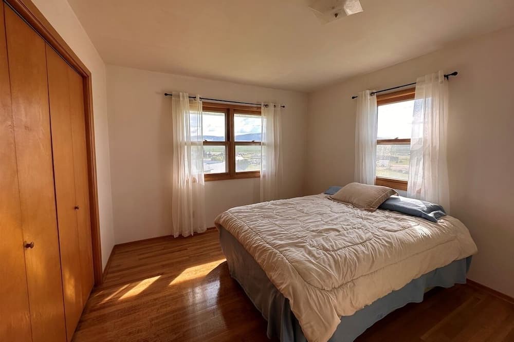 Photo of Bedroom in Philipsburg
