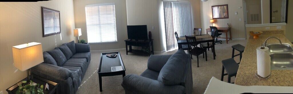 Photo of Livingroom in Ballantyne