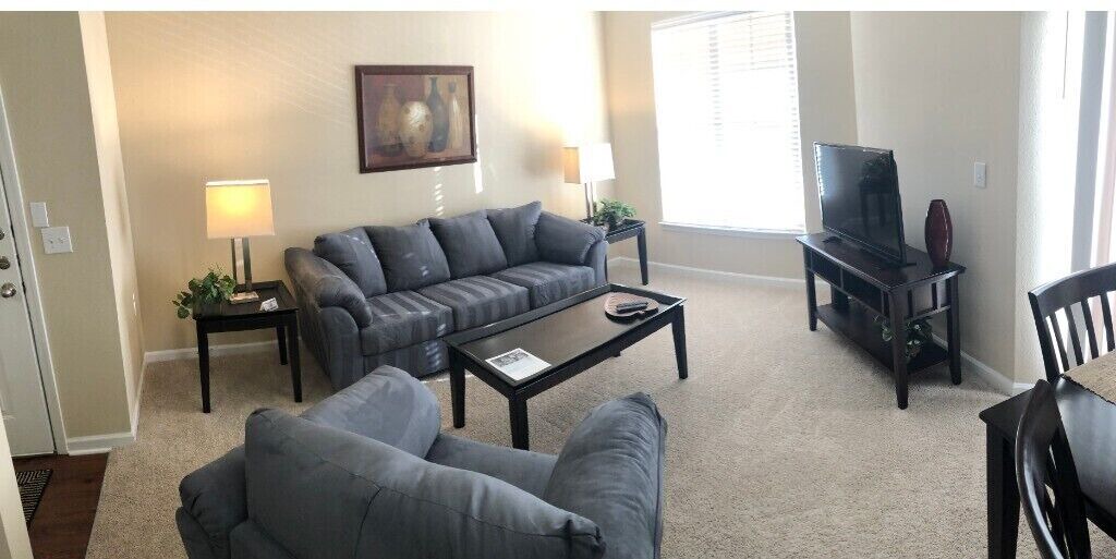 Photo of Livingroom in Ballantyne