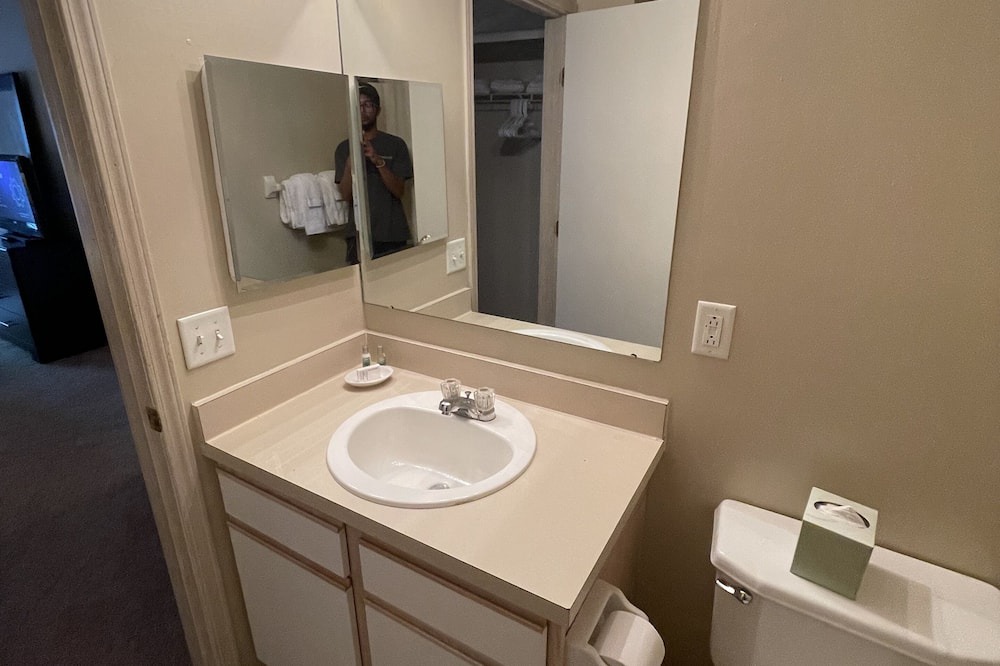 Photo of Bathroom in Bellefontaine