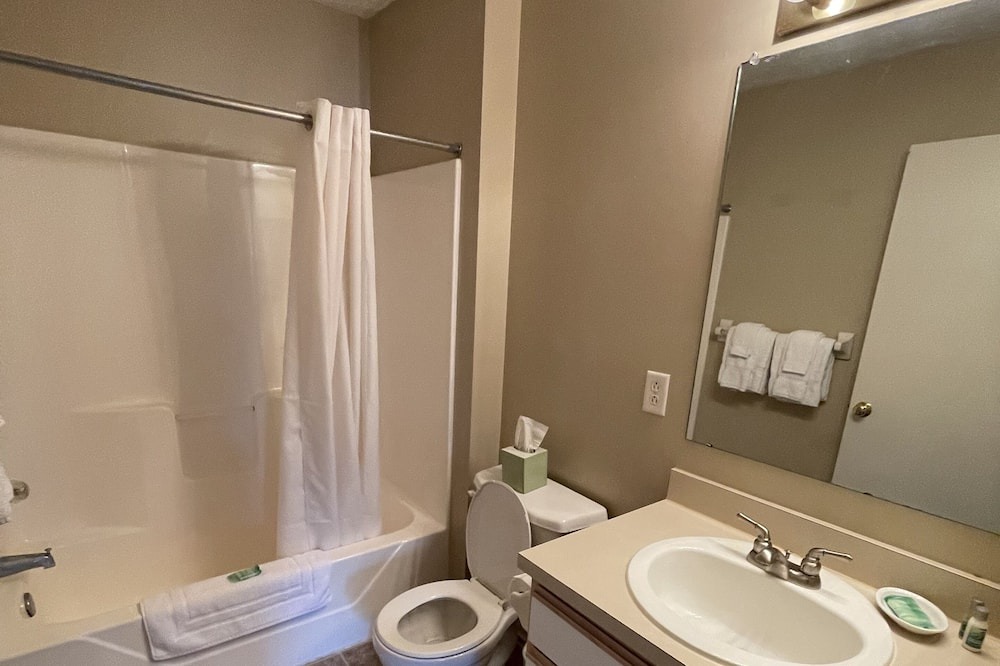 Photo of Bathroom in Bellefontaine