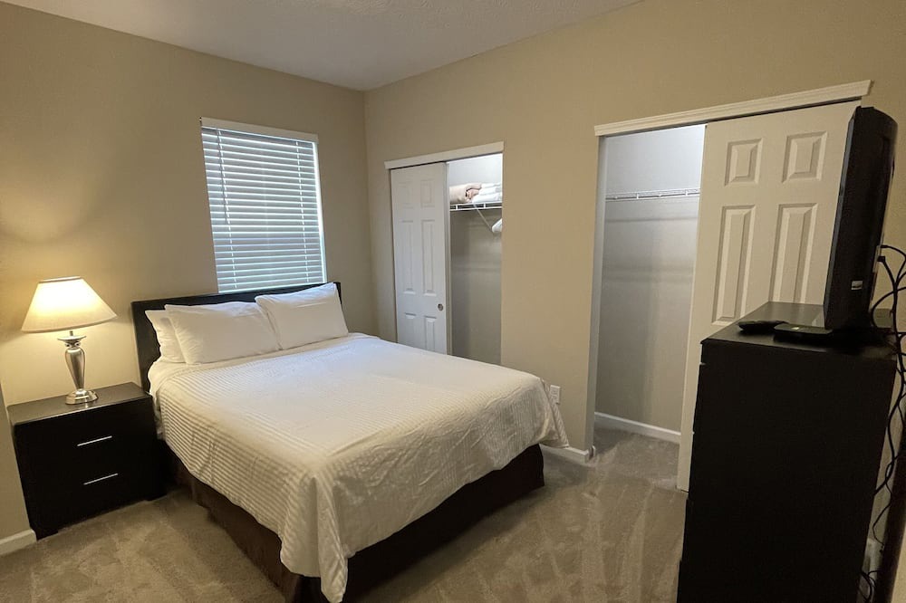 Photo of Bedroom in Marysville