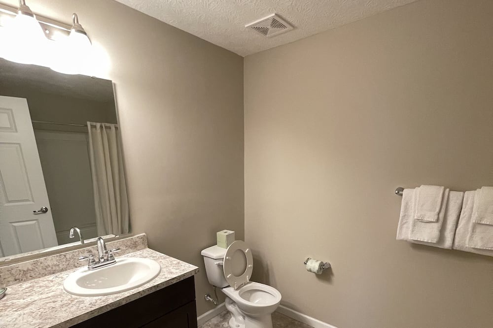 Photo of Bathroom in Marysville