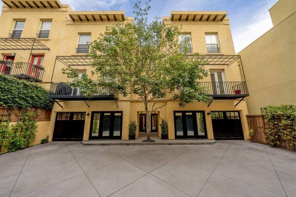 Photo of Outdoor in Cortez Hill