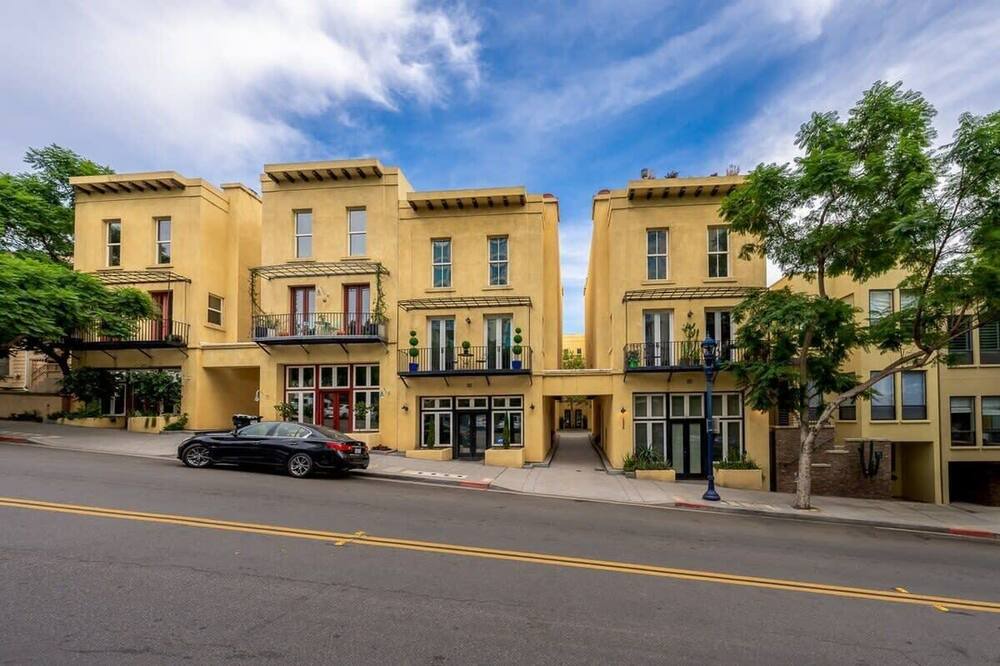 Photo of Outdoor in Cortez Hill