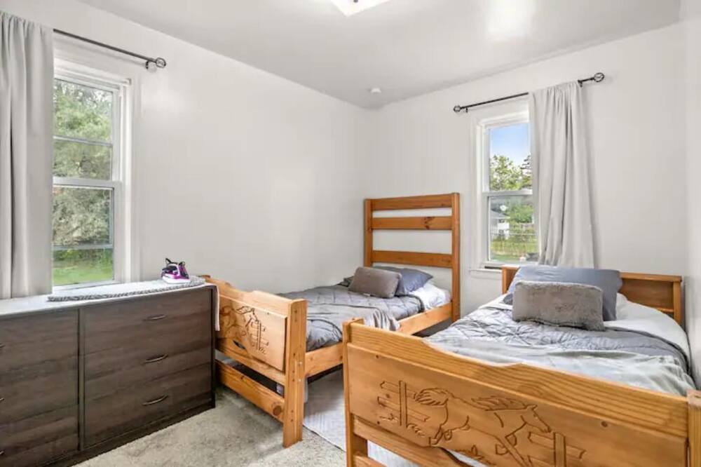 Photo of Bedroom in Inkster