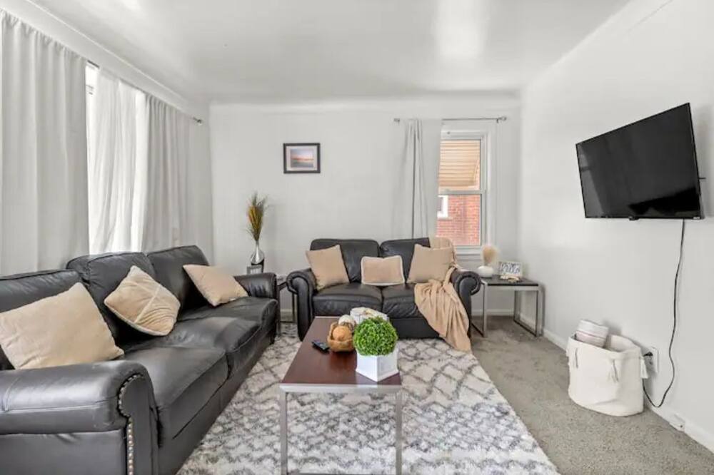 Photo of Livingroom in Inkster