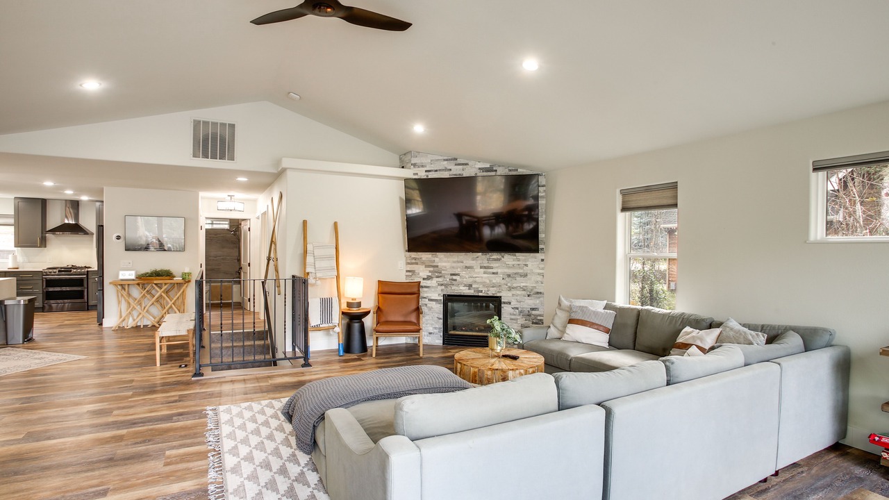 Photo of Livingroom in Rathdrum