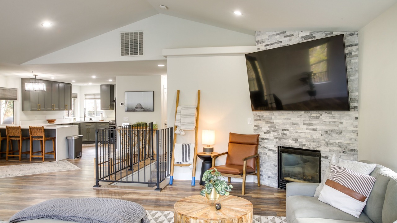 Photo of Livingroom in Rathdrum