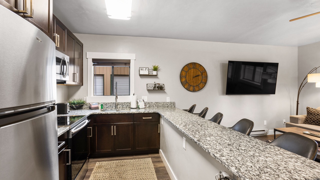 Photo of Kitchen in West Yellowstone