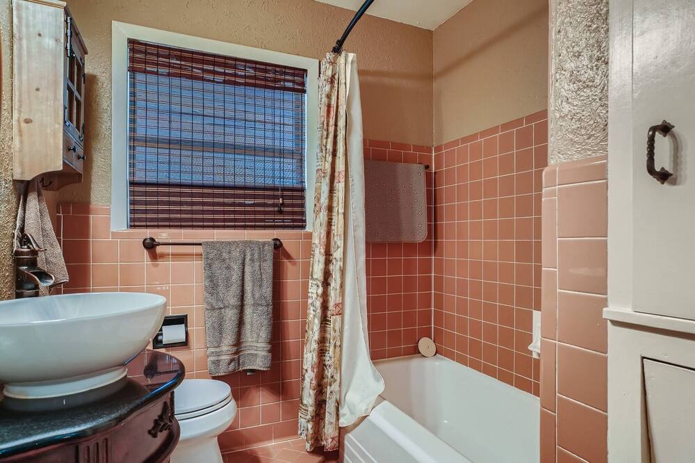 Photo of Bathroom in Memorial City