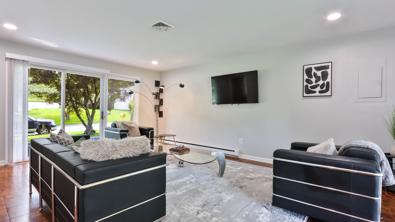 Photo of Livingroom in Palmer