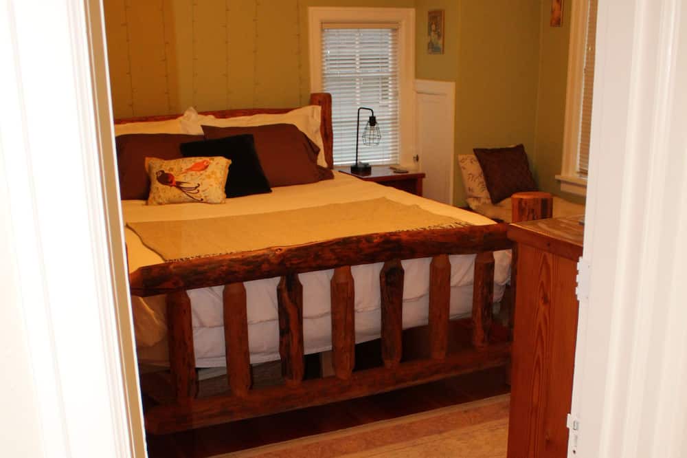 Photo of Bedroom in Mount Scott-Arleta