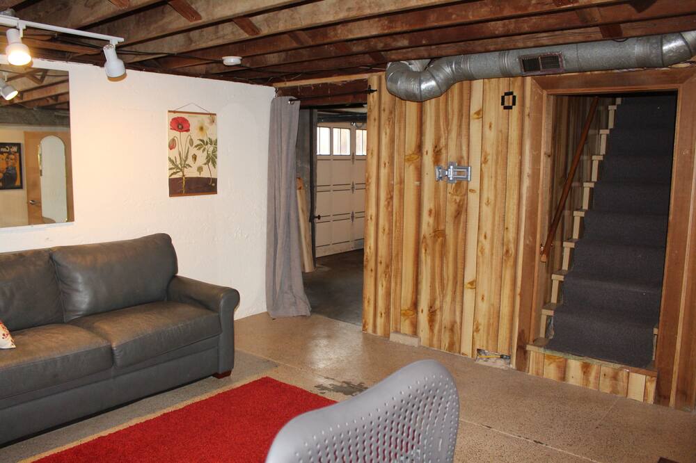 Photo of Livingroom in Mount Scott-Arleta