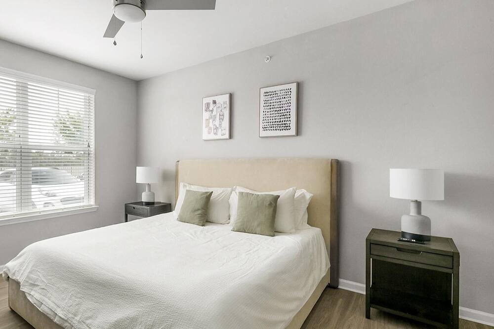 Photo of Bedroom in League City