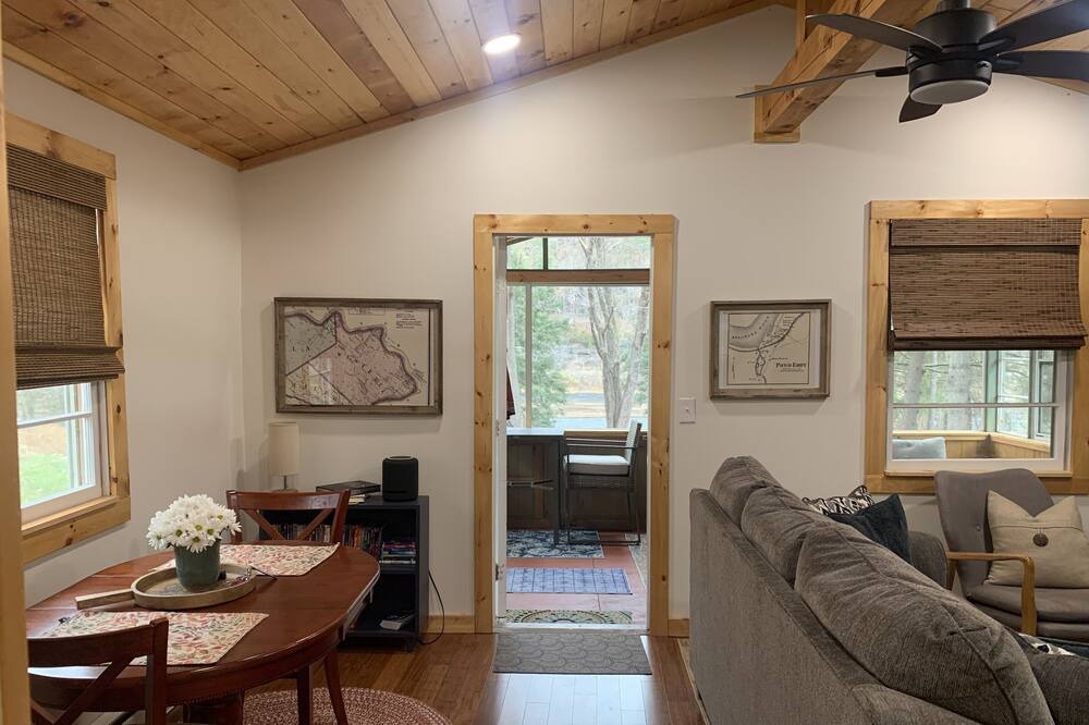 Photo of Livingroom in Millrift