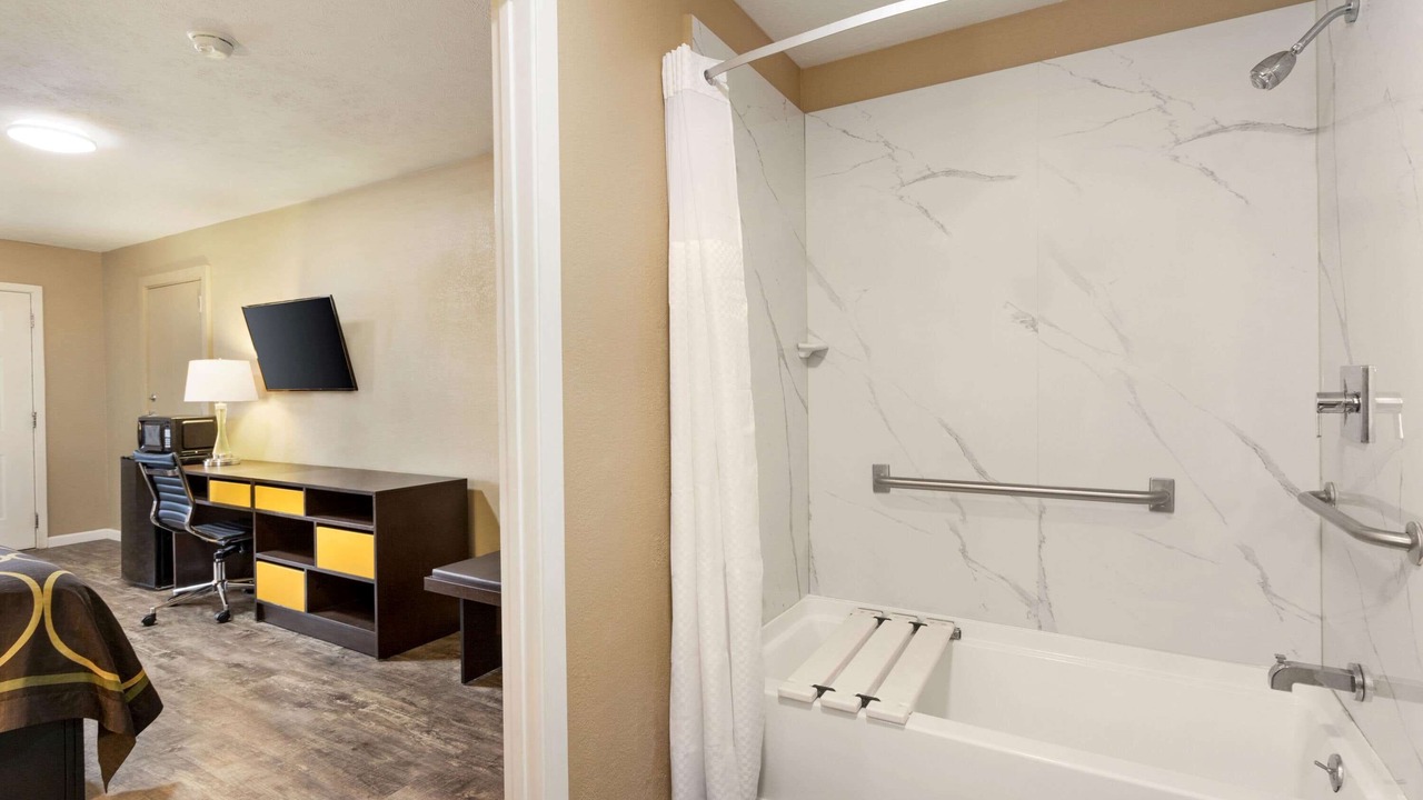 Photo of Bathroom in Brookhaven