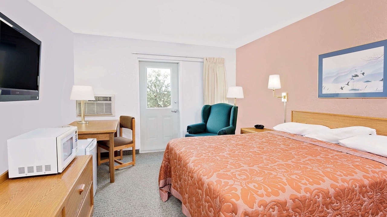 Photo of Bedroom in Santa Rita