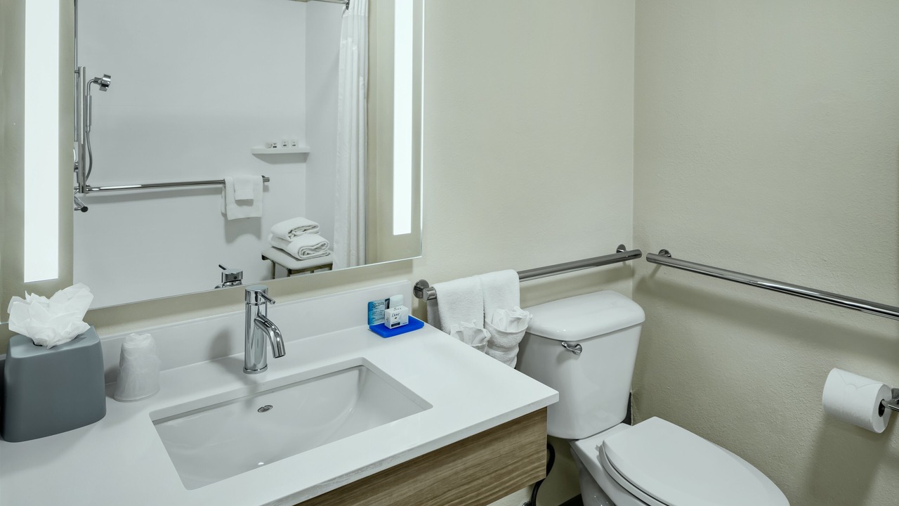 Photo of Bathroom in Lewiston