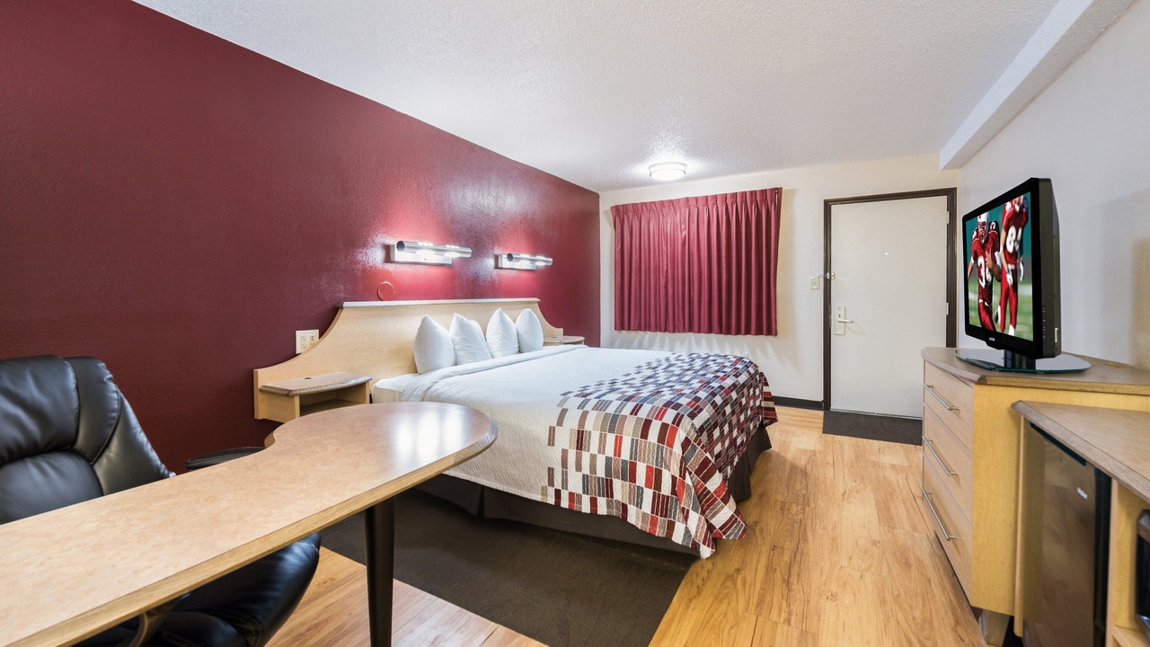 Photo of Bedroom in Grove City