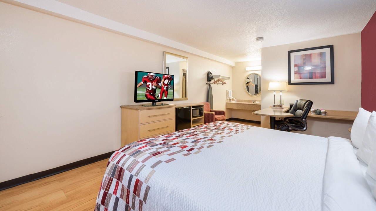 Photo of Bedroom in Grove City