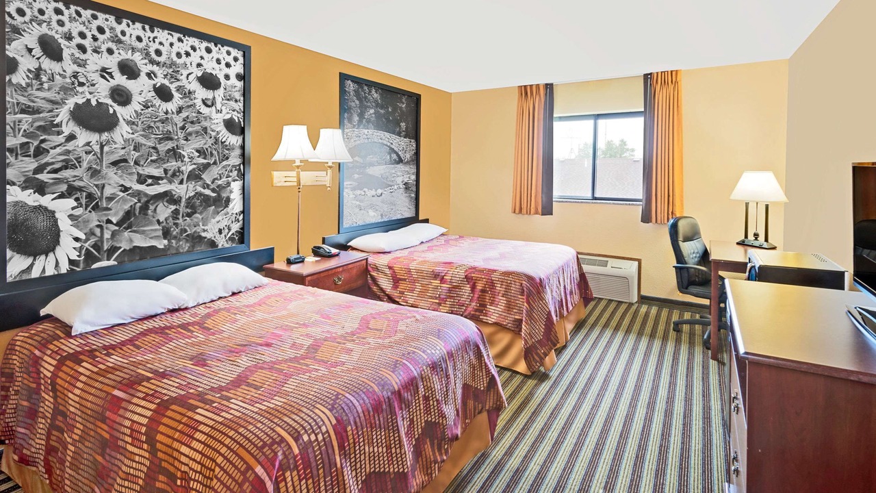 Photo of Bedroom in Iowa Falls