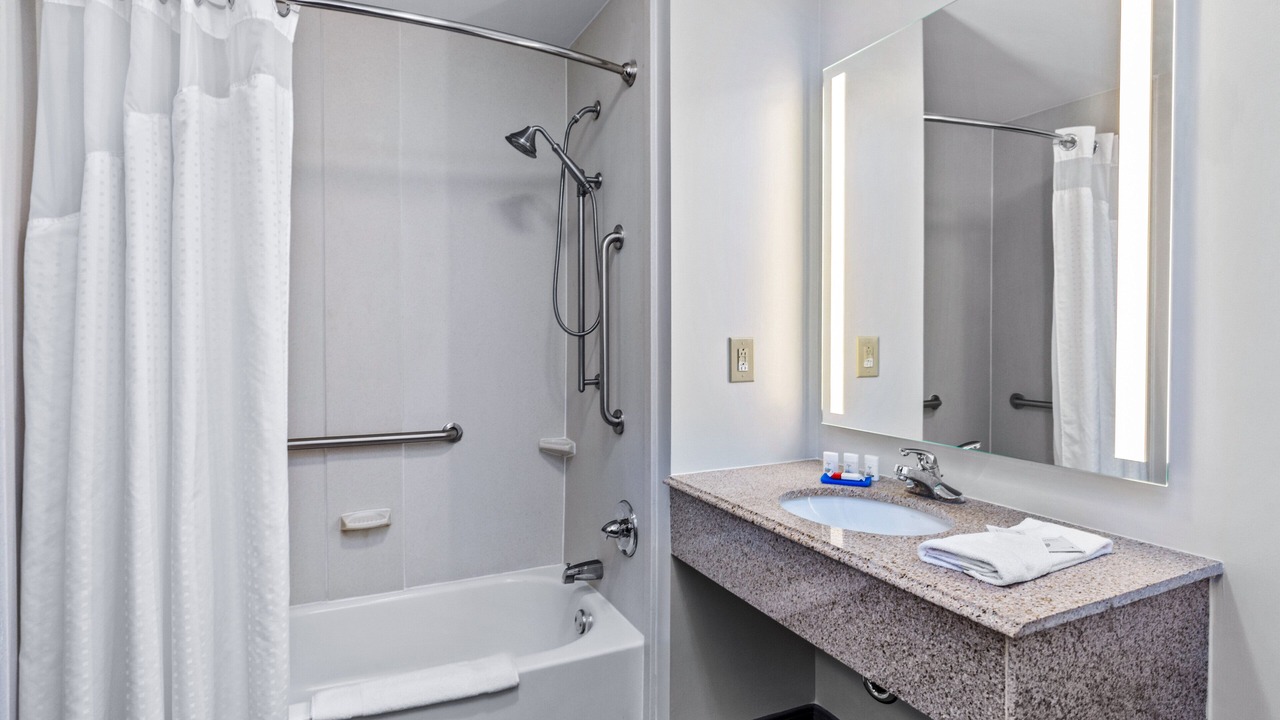 Photo of Bathroom in New Albany