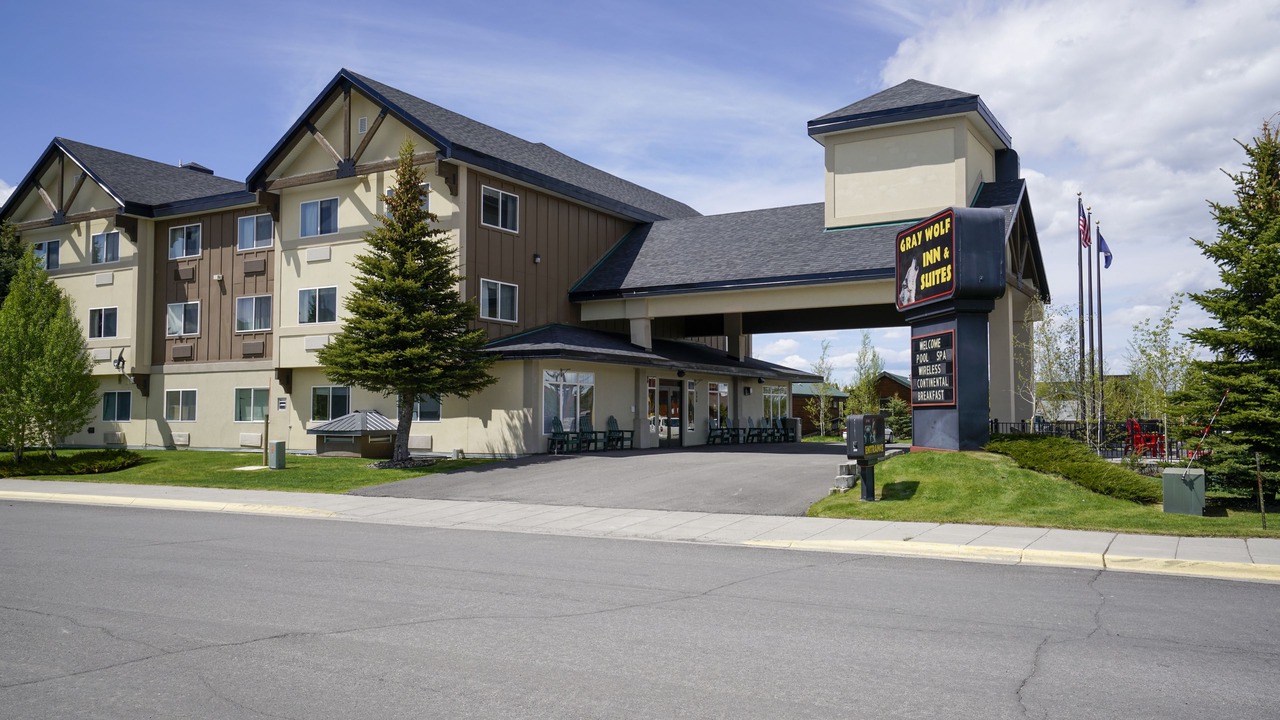 Photo of Buildings in West Yellowstone