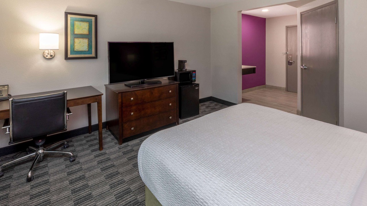 Photo of Bedroom in Brookhollow