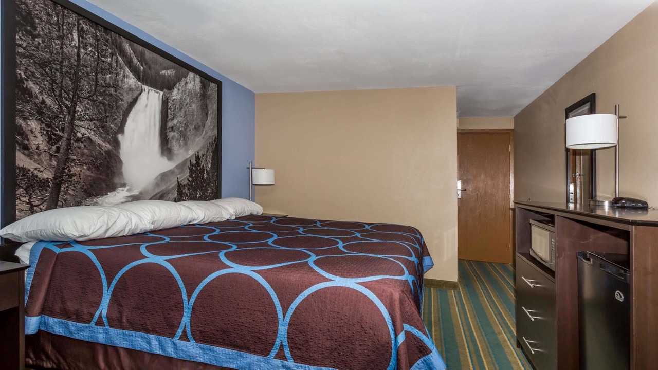 Photo of Bedroom in Douglas