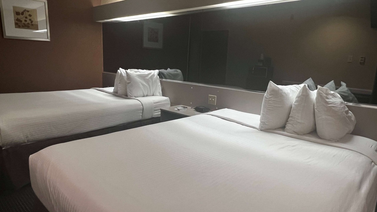 Photo of Bedroom in Nassau Bay