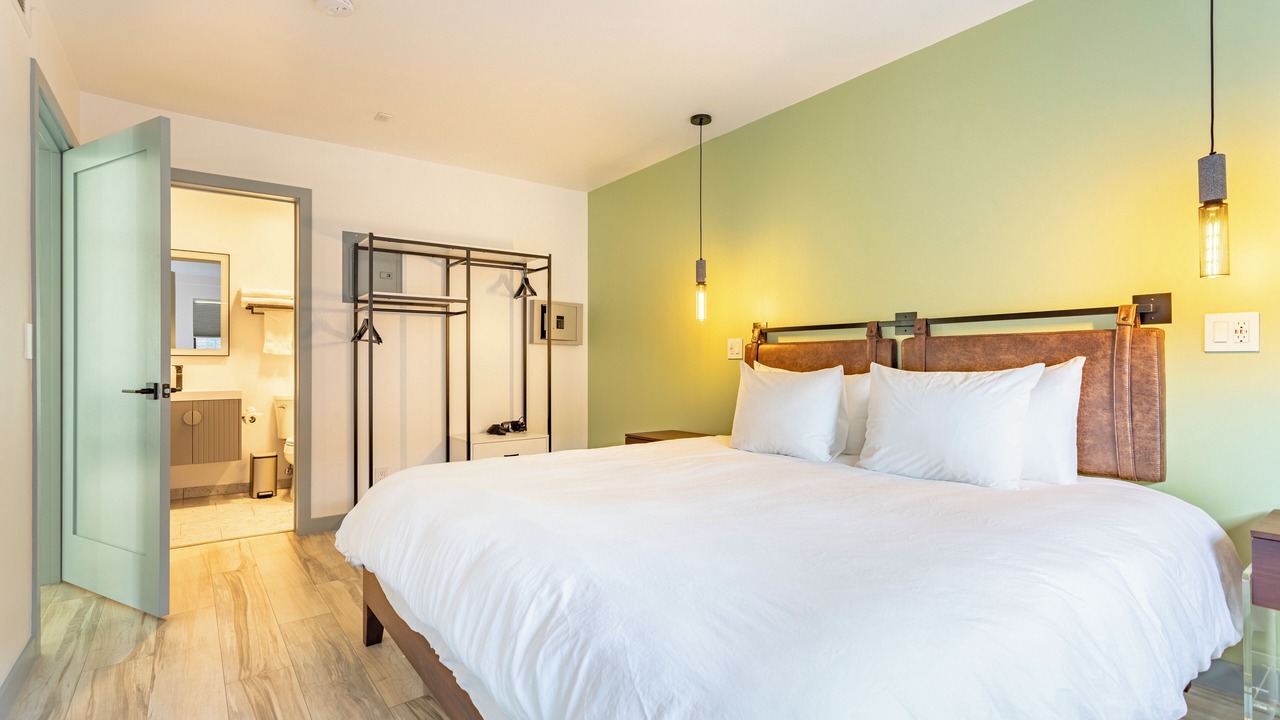 Photo of Bedroom in Wilshire