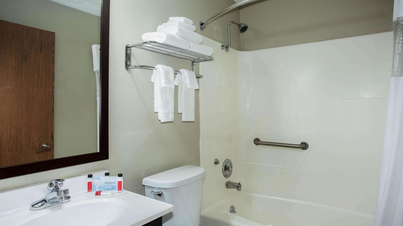 Photo of Bathroom in Wahpeton