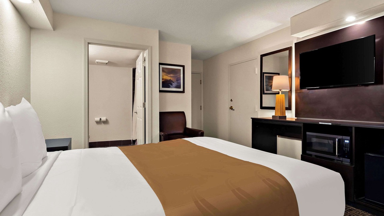 Photo of Bedroom in Raleigh