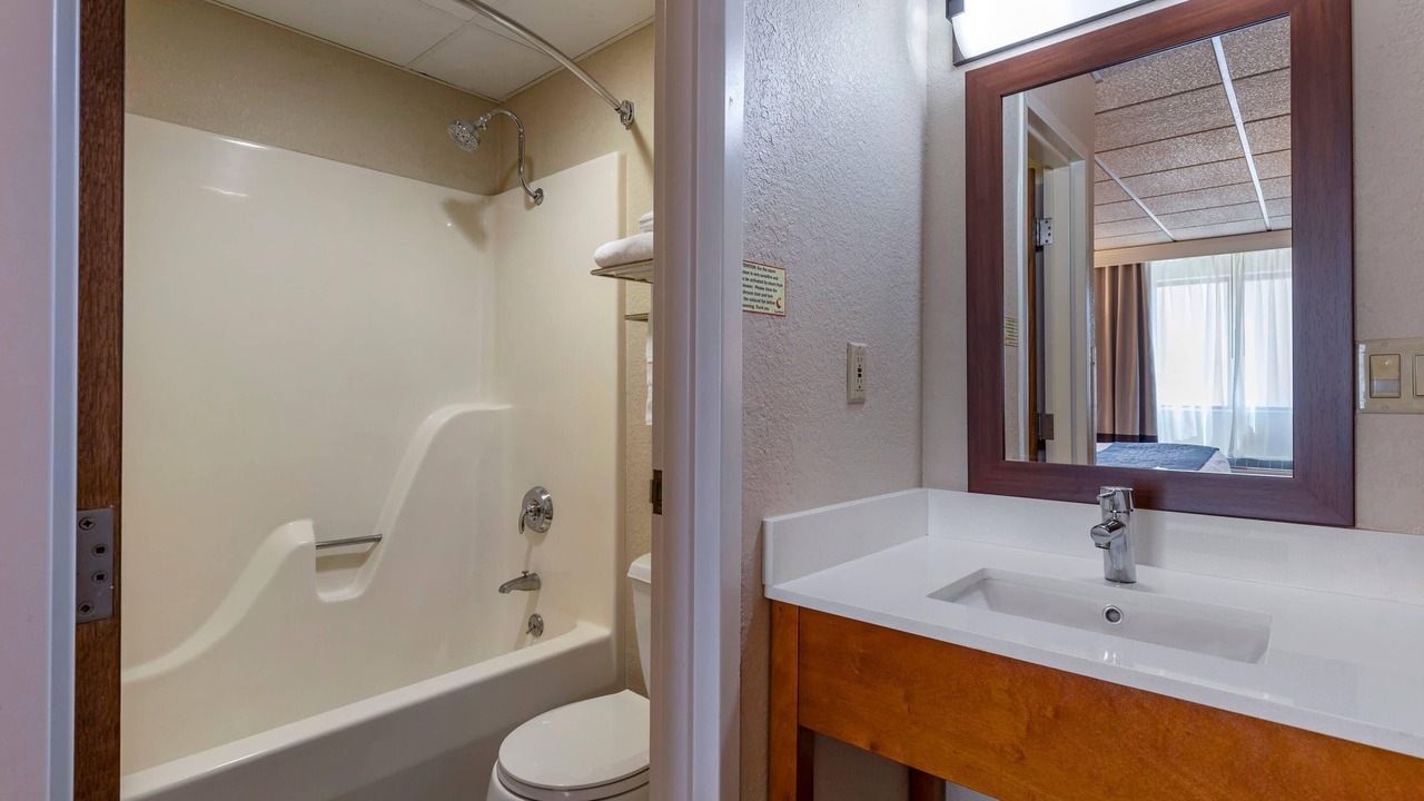 Photo of Bedroom in Shelby