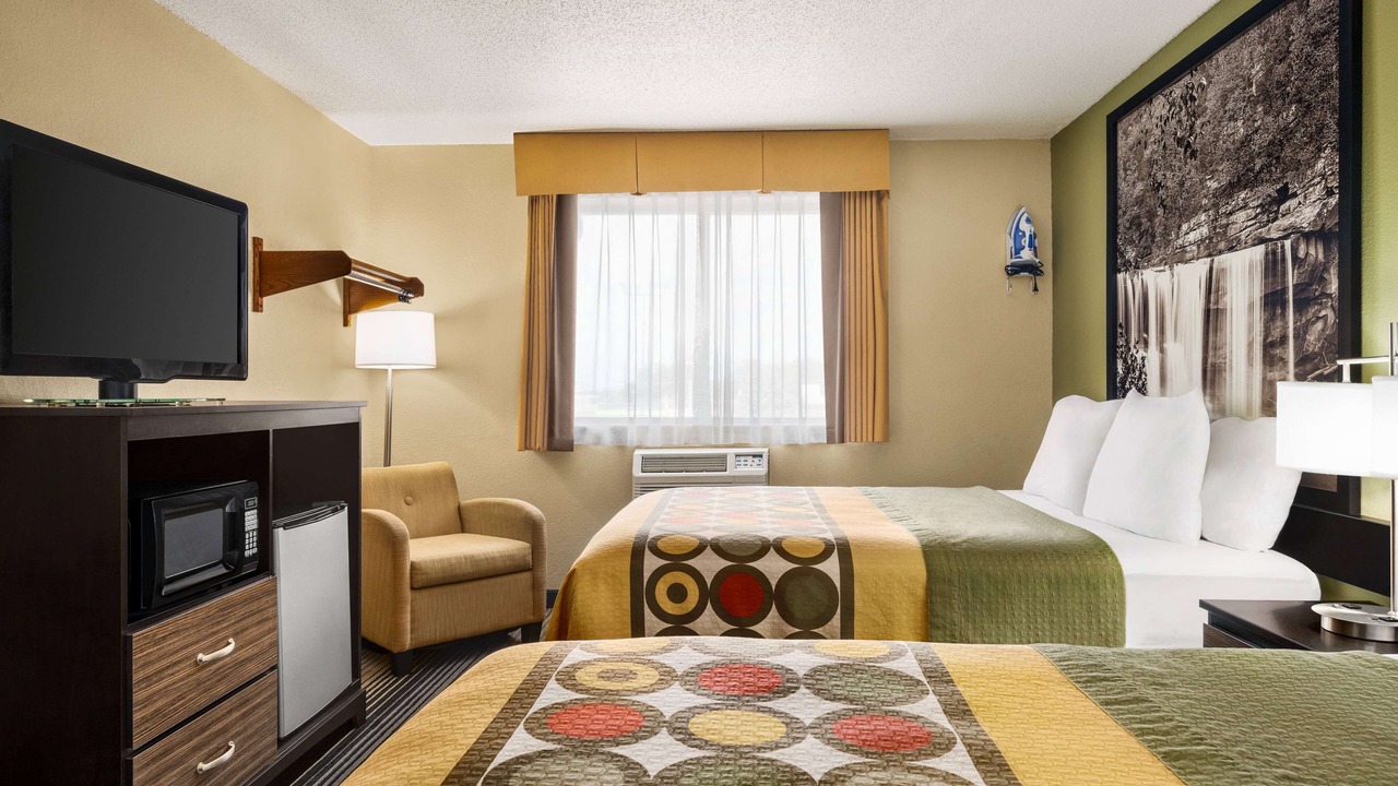 Photo of Bedroom in Maysville