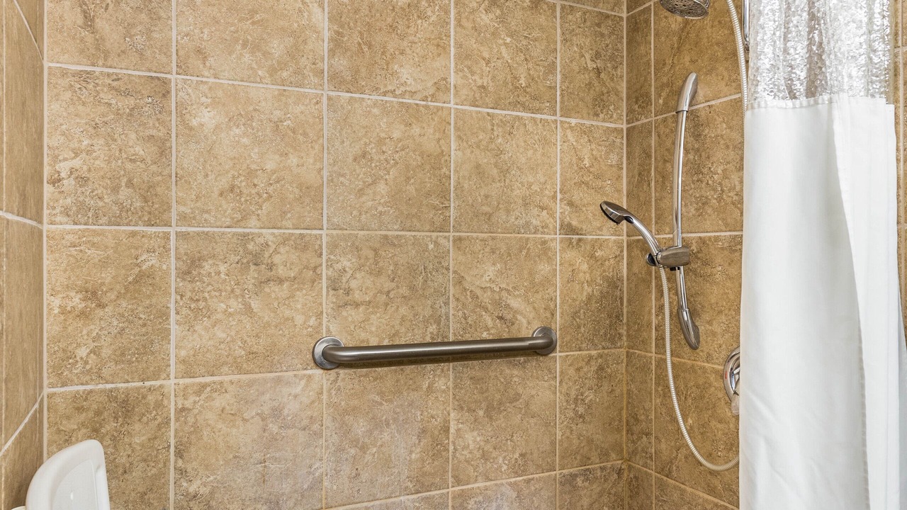 Photo of Bathroom in Marshall