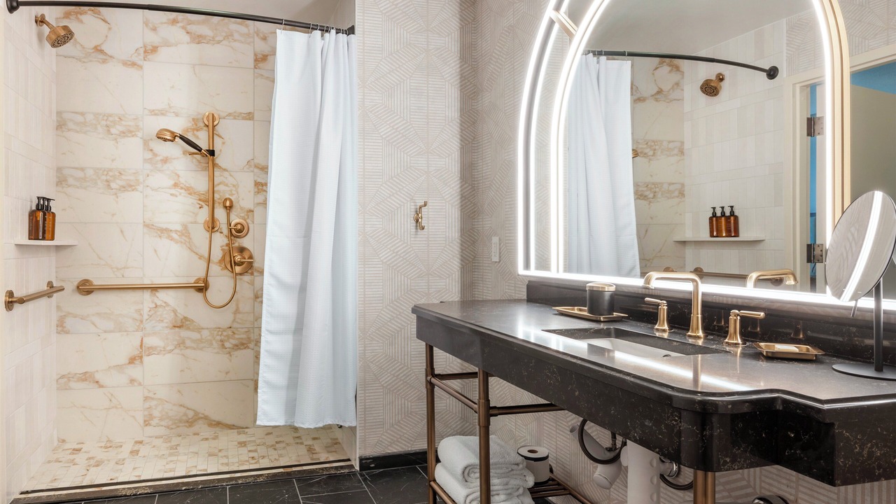 Photo of Bathroom in Wholesale District
