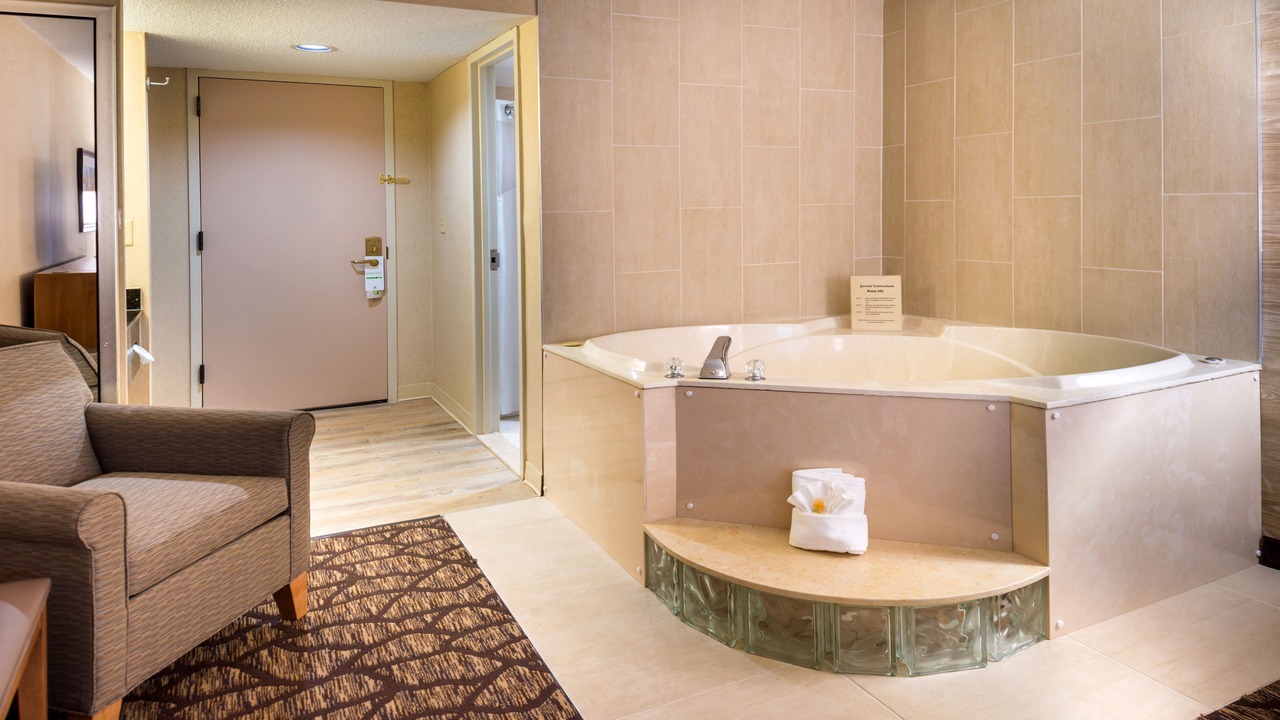 Photo of Bathroom in Warren