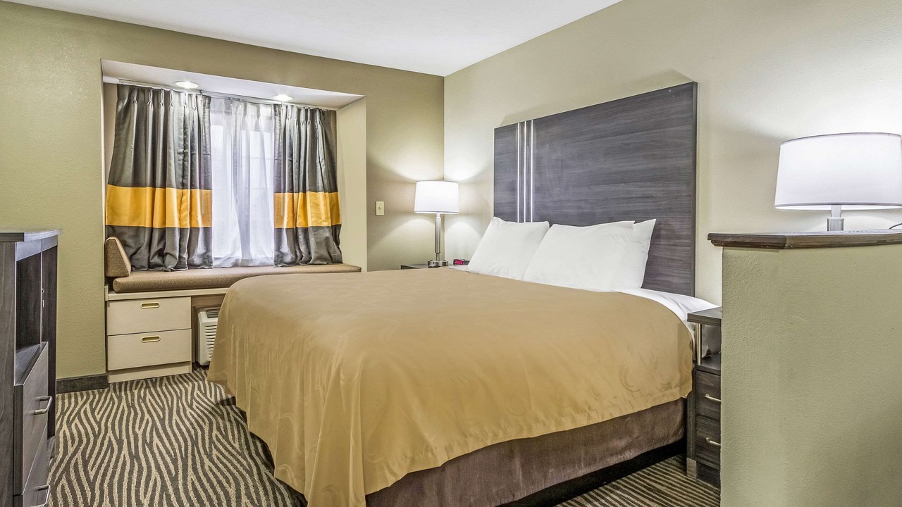 Photo of Bedroom in North Lima