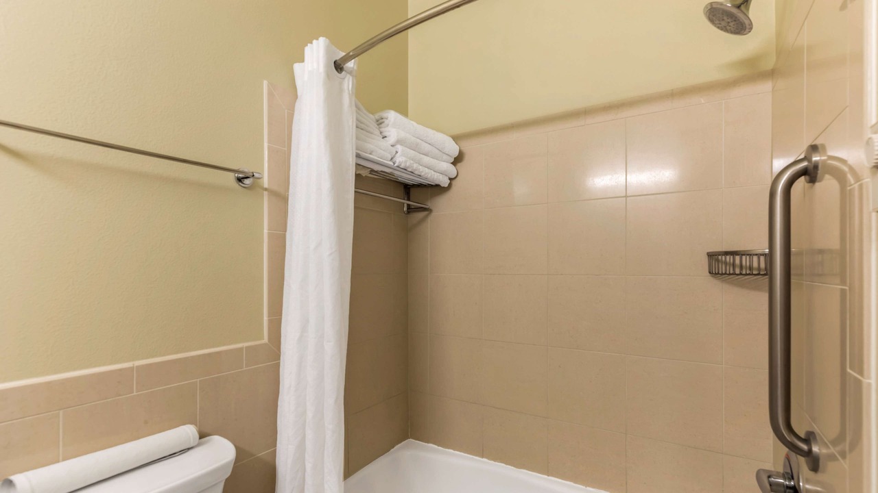 Photo of Bathroom in Lusk