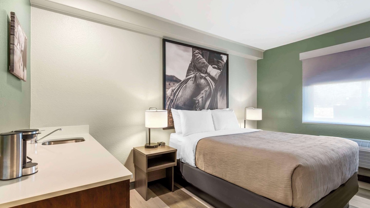 Photo of Bedroom in Hamilton