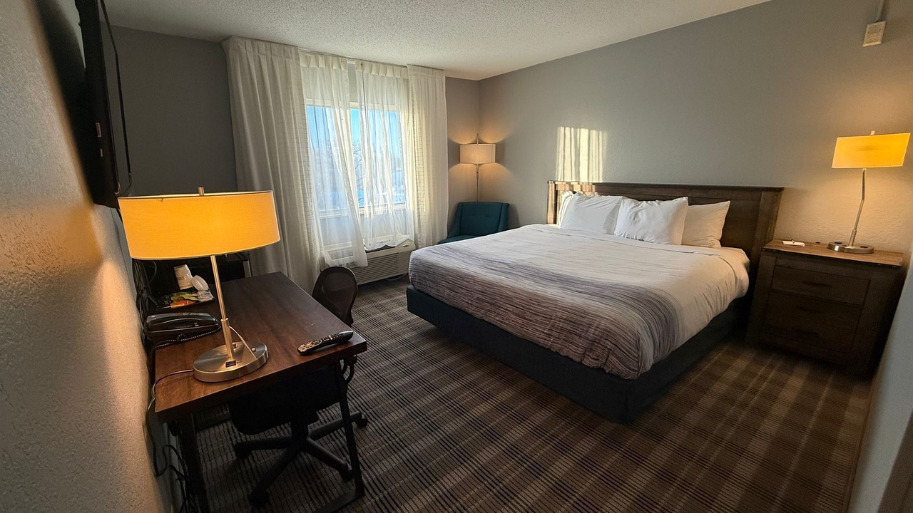 Photo of Bedroom in Minot